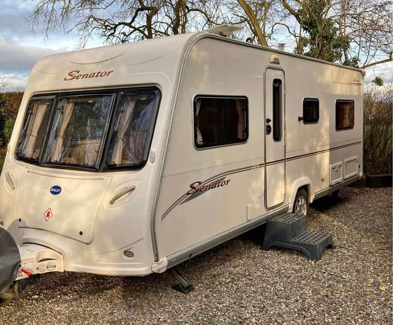 Bailey senator Indiana 4 berth mint 