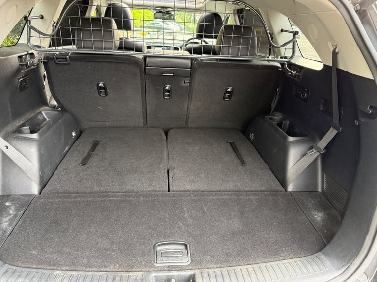 Travall dog Guard - Kia Sorento 2018-2020