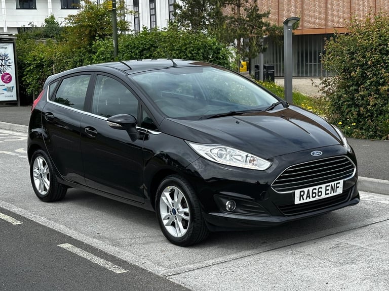 FORD FIESTA 1.25 Zetec 2017