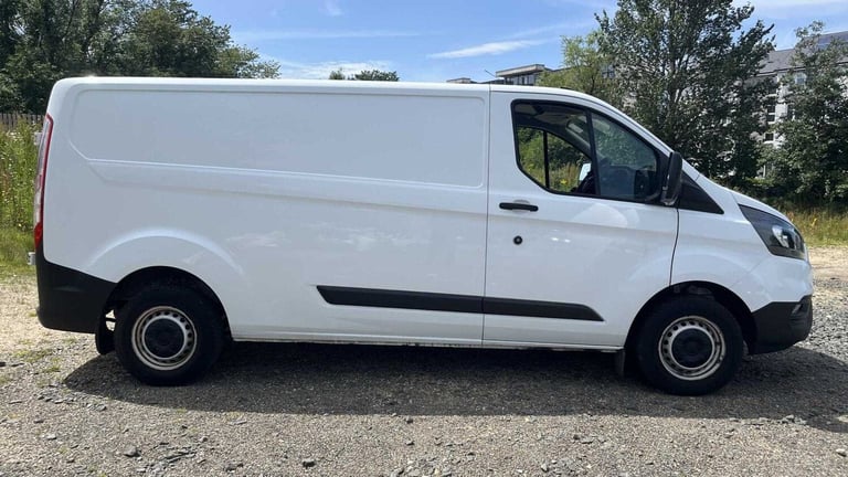  Ford Transit Custom 2.0 EcoBlue 130ps Low Roof Leader Van Van Diesel Manual