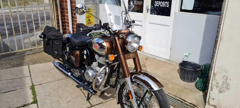 ROYAL ENFIELD CLASSIC 350 E5 MOTORCYCLE CHROME / BRONZE EXTRAS PANNIERS SCREEN