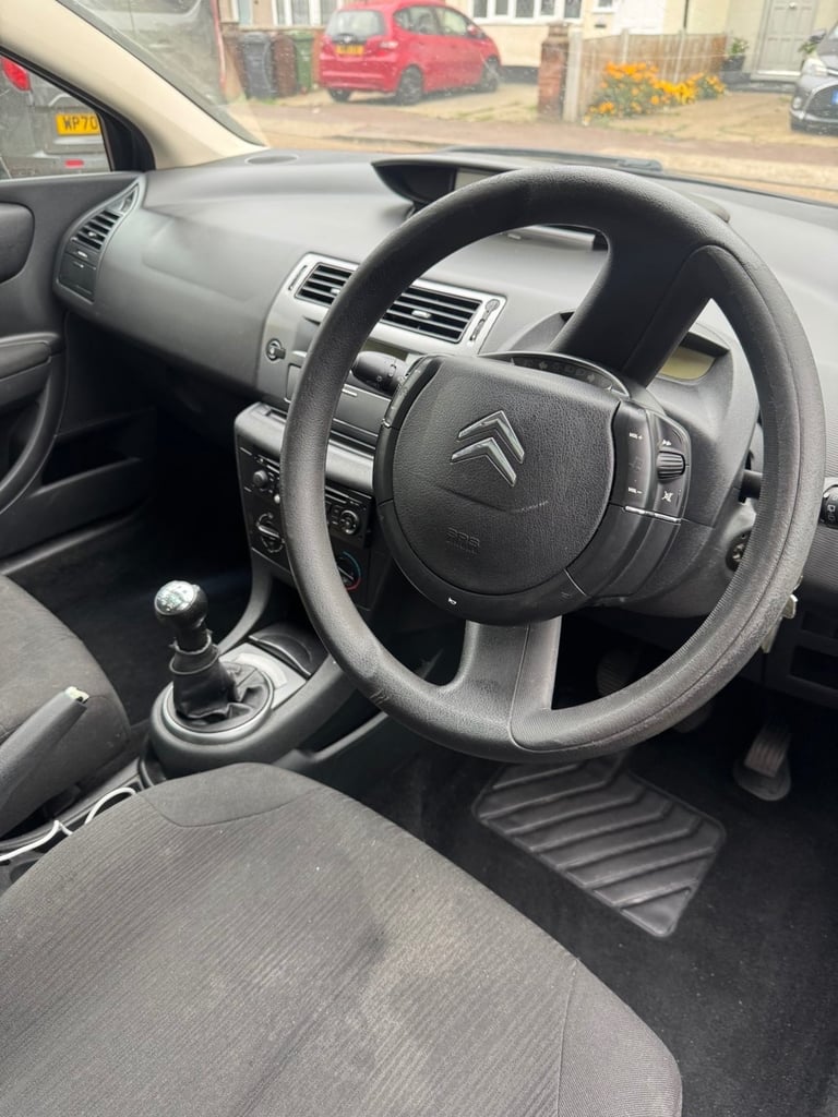 Citroen, C4, Hatchback, 2009, Manual, 1587 (cc), 5 doors