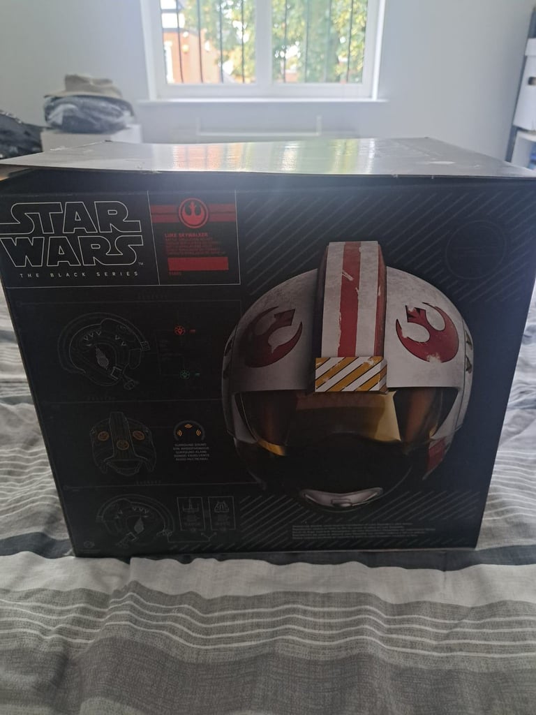 COLLECTION ONLY - Star Wars the Black Series Luke Skywalker helmet