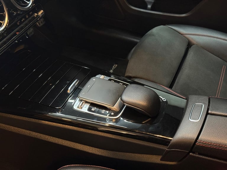 2019 Mercedes-Benz A-Class 1.5 A180d AMG Line (Executive) 7G-DCT Euro 6 (s/s) 5dr HATCHBACK Diese...