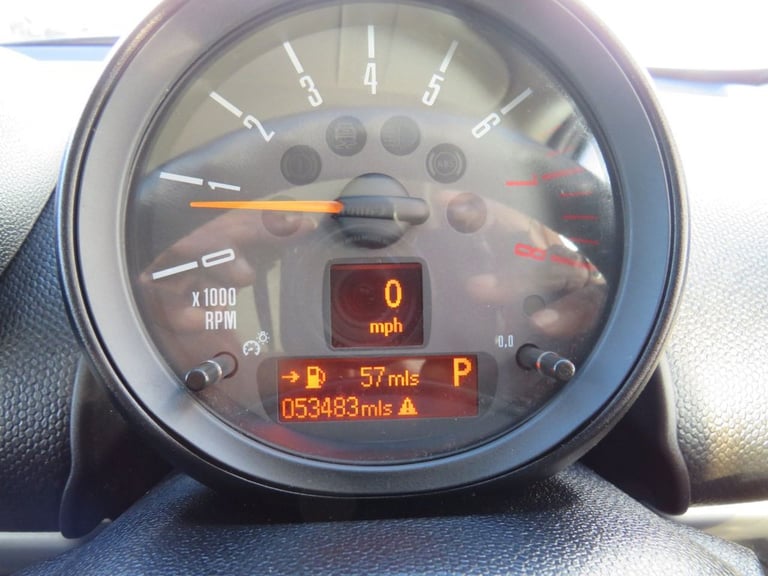 2015 MINI Countryman 1.6 Cooper 5dr Auto HATCHBACK PETROL Automatic