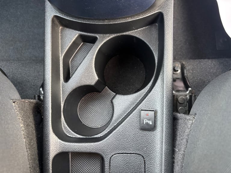 2014 Hyundai i10 1.2 SE Hatchback 5dr Petrol Auto Euro 5 (87 ps) Hatchback Petrol Automatic