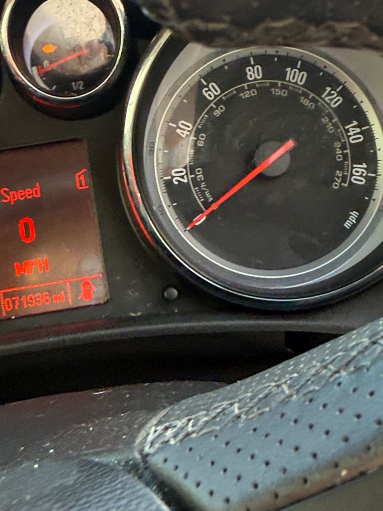 Vauxhall, ASTRA, Estate, 2012, Other, 1598 (cc), 5 doors