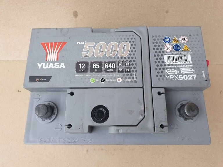 YUASA 5000 12V CAR BATTERY. TYPE 027. YBX5027