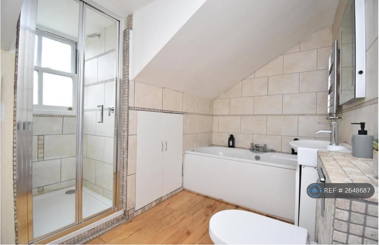 3 bedroom house in Cressingham Road, London, SE13 (3 bed) (#2648687)