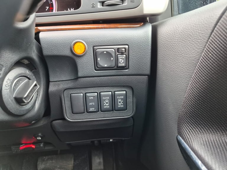 2009 Nissan Elgrand Highway Star 2.5 V6 Auto 8 Seater MPV 57k Miles only Ulez Compliant MPV Petro...