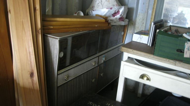 image for ORNATE RETRO GLAZED CABINET. MANY FEATURES. IN GOOD ORDER. VIEWING - COLLECTION