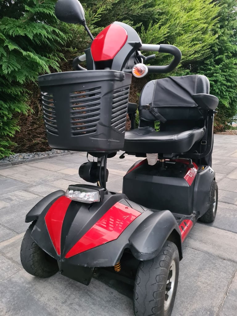Envoy mobility scooter good condition can deliver today 