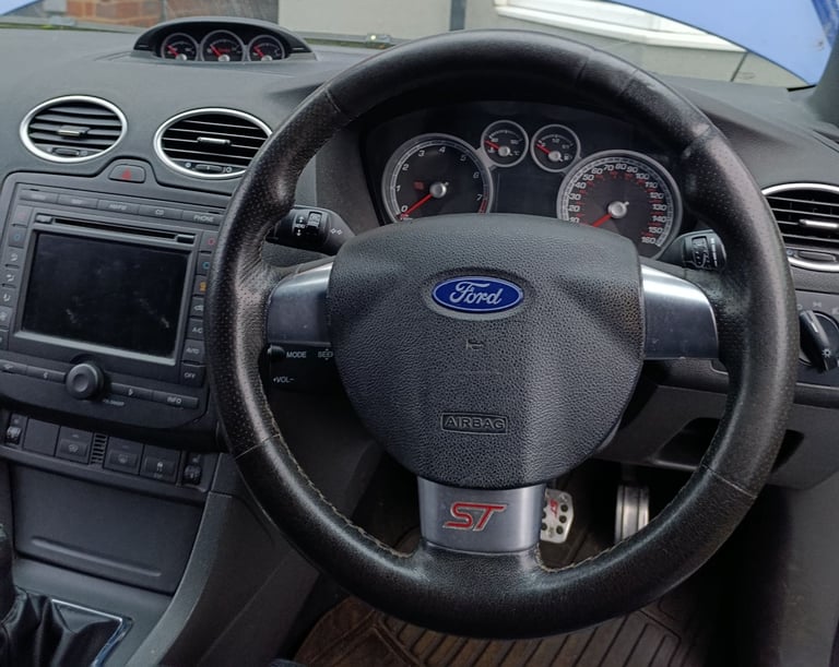 Ford, FOCUS, Hatchback, 2007, Manual, 2522 (cc), 5 doors