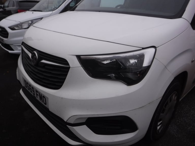 VAUXHALL COMBO 1.6 Turbo D 2300 Sportive 2019