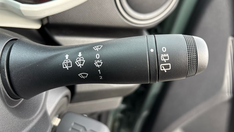 2025 Dacia Spring 27kWh Expression 65 48kW 5dr Auto Electric Hatchback Hatchback Electric Automatic