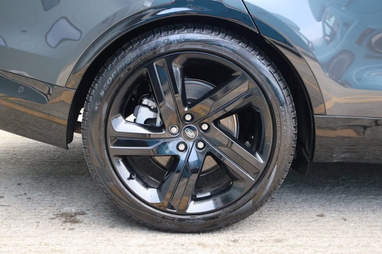 2024 Land Rover Discovery COMMERCIAL DYNAMIC HSE 22 inch wheels deployable towbar wireless charge...