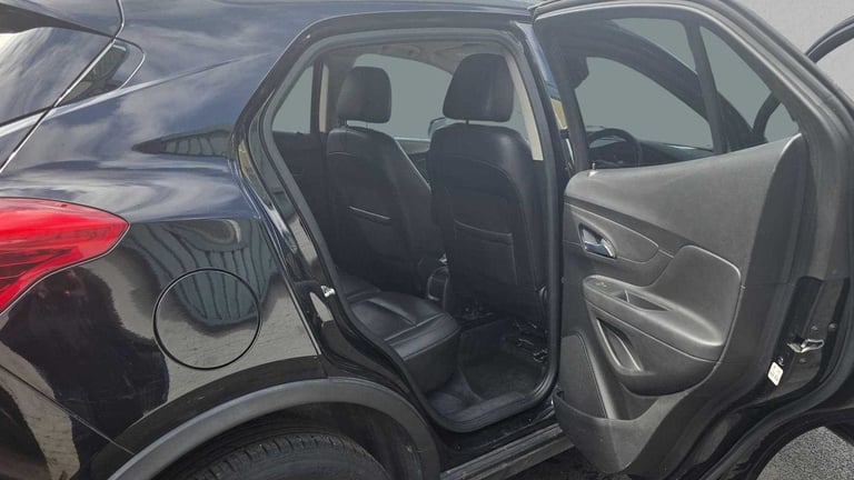 2017 Vauxhall Mokka X 1.4T ecoTEC Elite 5dr Hatchback Petrol Manual