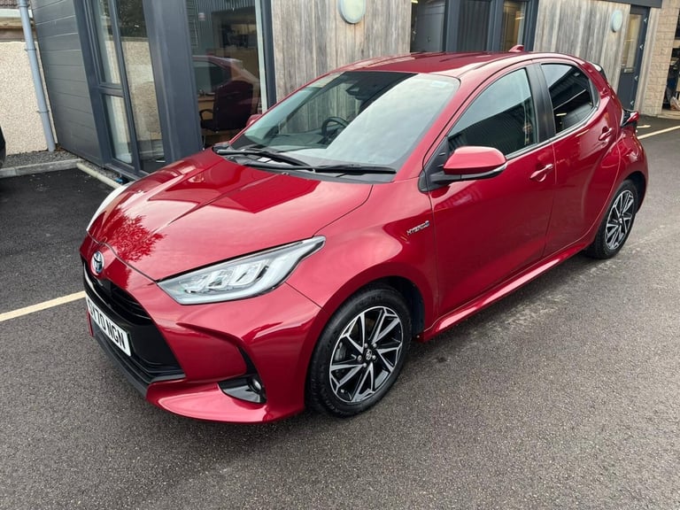TOYOTA YARIS 1.5 VVT-h Design 2020