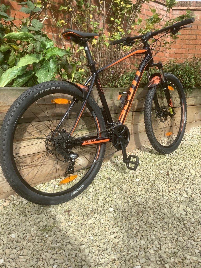 Scott Aspect 970 Mountain Bike ,