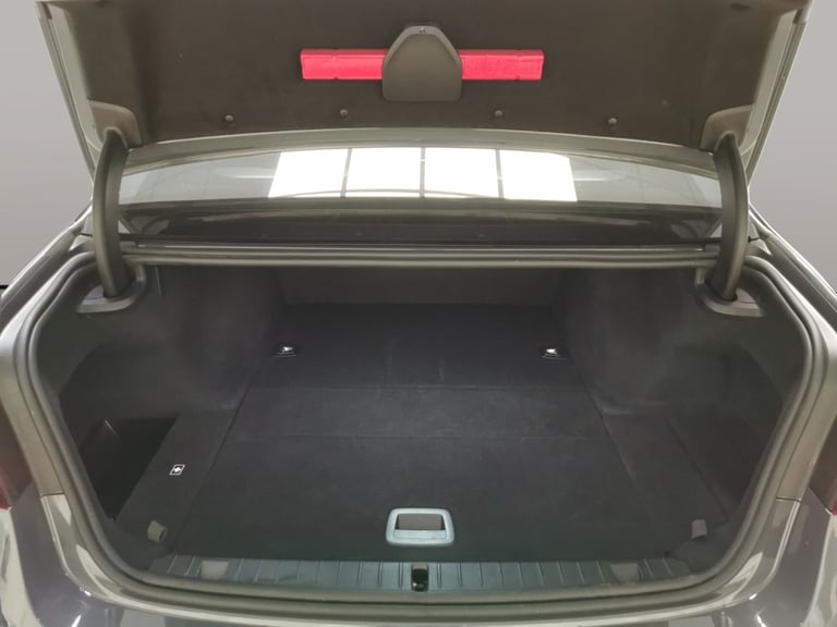 2022 BMW 7 Series 3.0 745Le 12kWh M Sport Saloon 4dr Petrol Plug-in Hybrid Auto xDrive Euro 6 Sal...