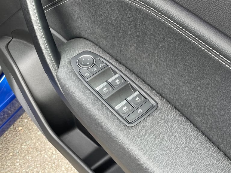 2023 Renault Captur 1.6 E-TECH techno Auto Euro 6 (s/s) 5dr HATCHBACK Petrol/Electric Hybrid Auto...