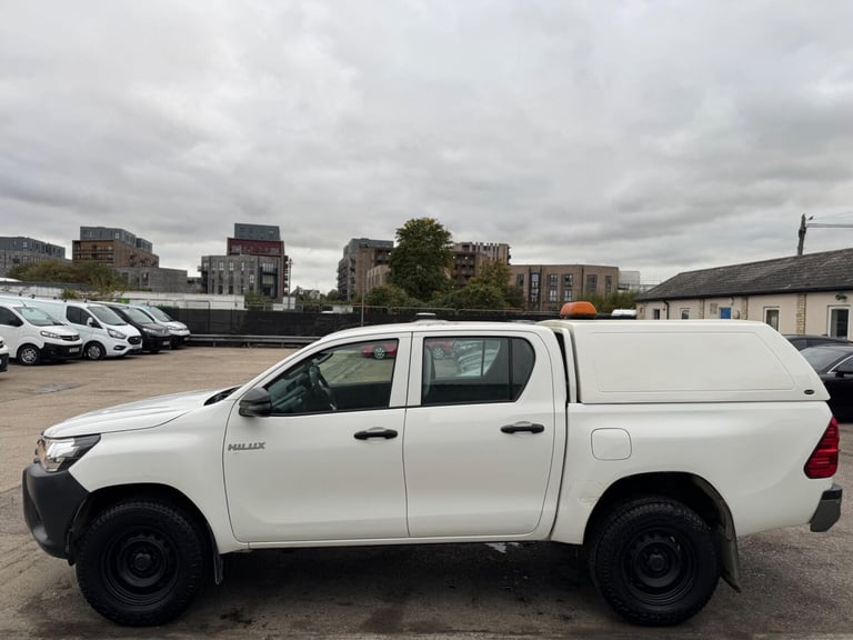 2019 Toyota Hilux Active D/Cab Pick Up 2.4 D-4D PICK UP DIESEL Manual