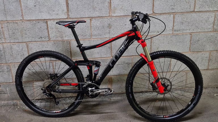 image for 💥FULL SUS CUBE STING 29ER💥 [USED A COUPLE OF TIMES] HAS MANITOU REMOTE FORKSSIZE MEDIUM £600