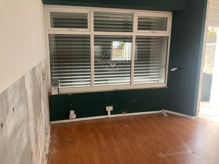 shop to rent barber shop deighton huddersfield