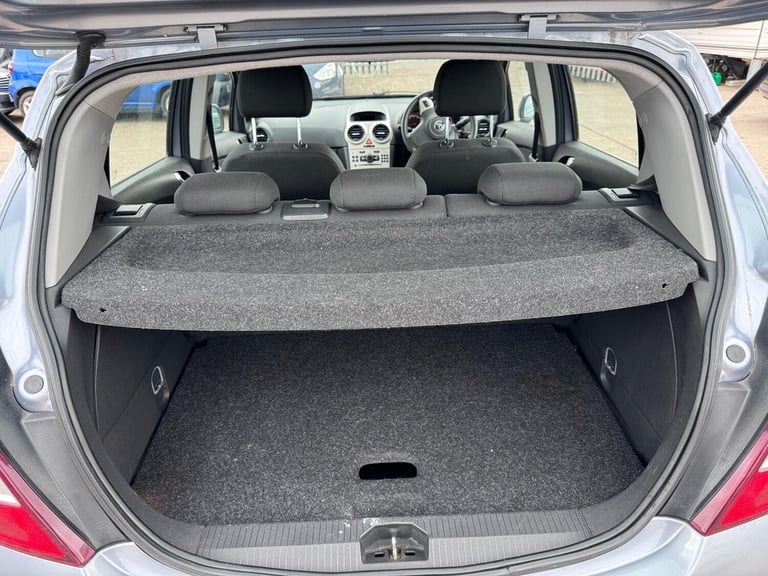 2007 Vauxhall Corsa 1.4i 16V Club 5dr Auto [AC] HATCHBACK PETROL Automatic