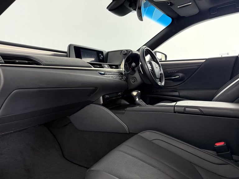 2020 Lexus ES 300h 2.5 F-Sport 4dr CVT SALOON PETROL/ELECTRIC Automatic