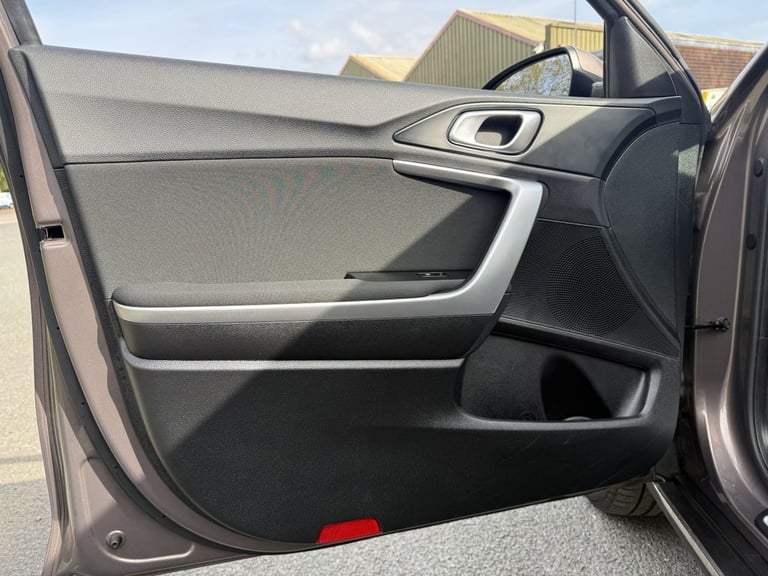 2020 Kia XCeed 1.0 T-GDi 2 SUV 5dr Petrol Manual Euro 6 (s/s) (118 bhp) HATCHBACK Petrol Manual