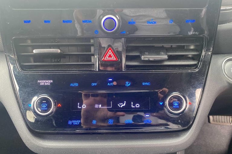 2022 Hyundai IONIQ 1.6 GDi Hybrid Premium SE 5dr DCT HATCHBACK Petrol/Electric Hybrid Automatic