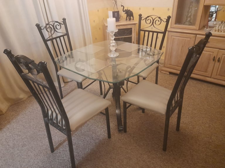 Re-Upholstery of Dining Room Chairs Birmingham