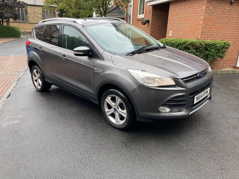 Ford, KUGA, Hatchback, 2014, Manual, 1997 (cc), 5 doors