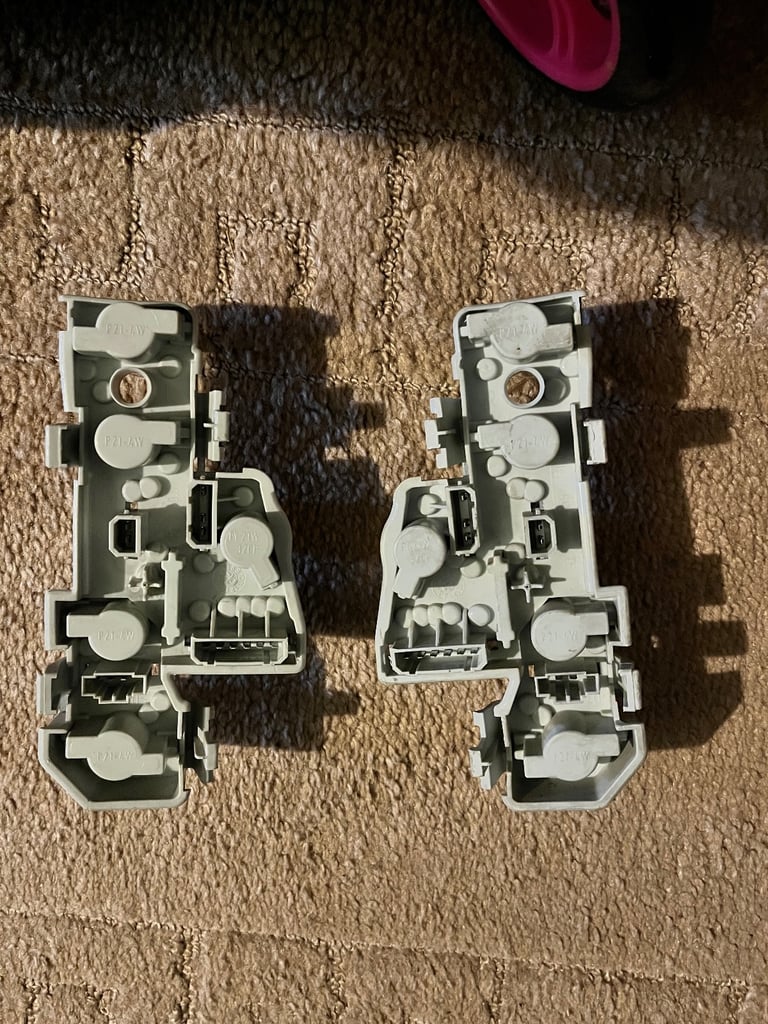 image for 03 Passat rear light connector panels