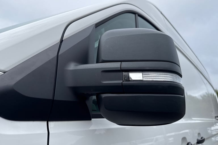 2024 Volkswagen Crafter 2.0 TDI 140PS Commerce Plus High Roof Van Van Diesel Manual