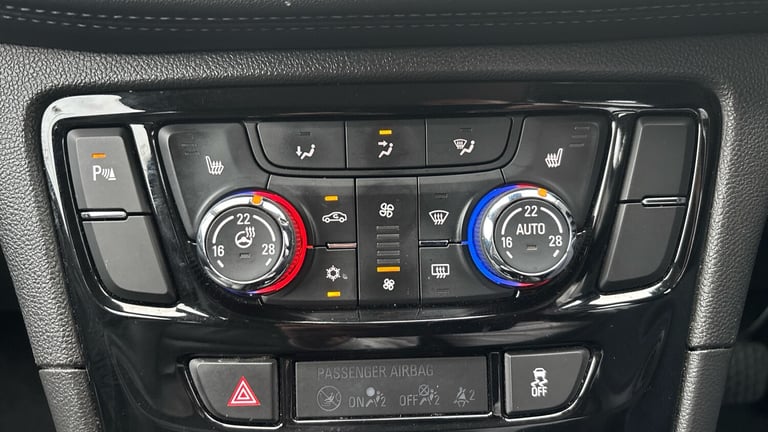 2017 Vauxhall Mokka X 1.4T Elite Nav 5dr Auto Petrol Hatchback Hatchback Petrol Automatic