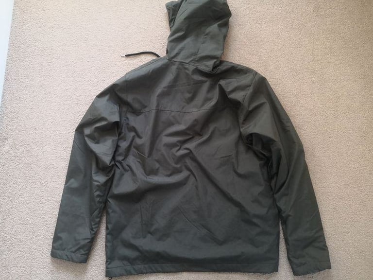 UNDER ARMOUR Green Hoodie Hooded Sweatshirt Top. Brand new, unused with original tag.