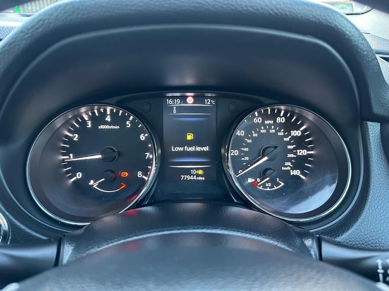 2014 Nissan Qashqai 1.2 DIG-T Acenta Premium 2WD Euro 5 (s/s) 5dr HATCHBACK Petrol Manual