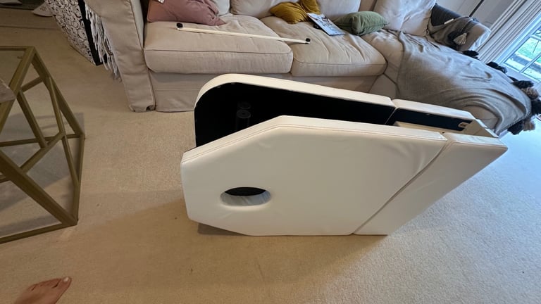 Portable Tri-fold Massage Bed Foldable Beauty Couch Tattoo Salon Therapy Bed