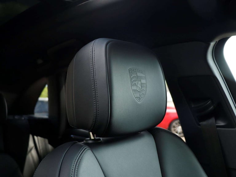 2025 Porsche Macan 5dr PDK ESTATE PETROL Automatic