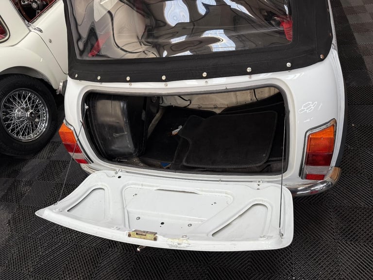 1991 MINI COOPER CONVERTIBLE, lovely condtion, super cool