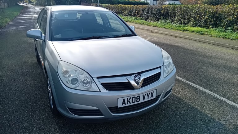 VAUXHALL VECTRA  1.8 LIFE