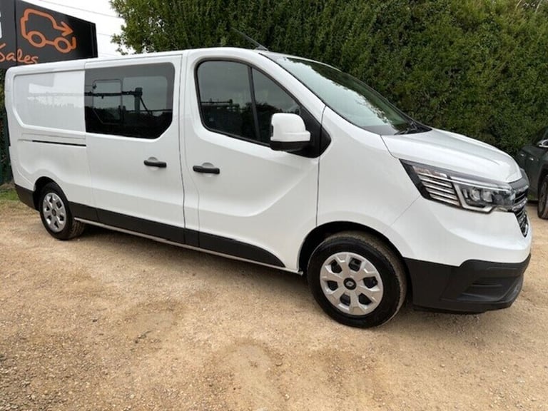 2024 Renault Trafic LL30 Blue dCi 130 Advance [Safety] Crew Van WINDOW VAN DIESEL Manual