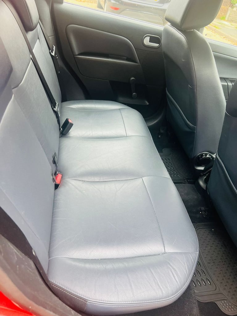 FORD FIESTA YEAR 2007, FULLY AUTOMATIC 1.6 PETROL VERY LOW MILEAGE, 2 KEYS, FULL SERVICE, LADY OWNER