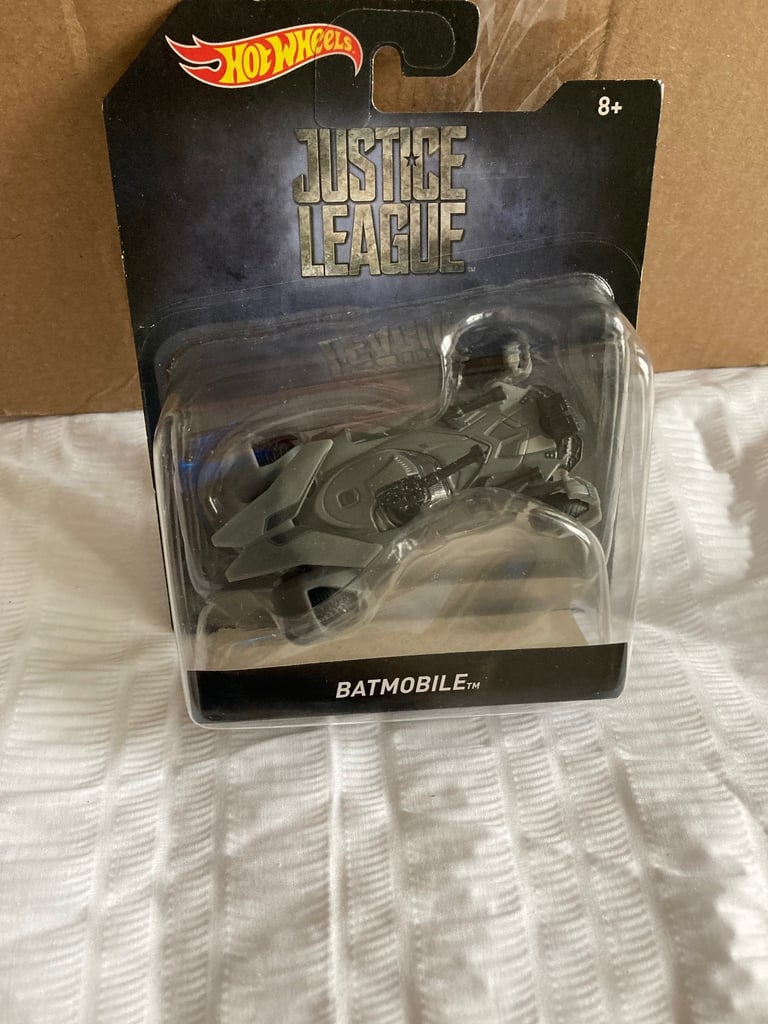 5 x various Batman Cars/Vehicles