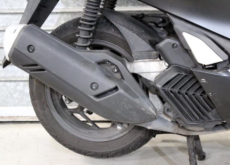 2025 25 HONDA WW 125 A-P PCX PCX125 MATT BLACK SCOOTER HPI CLEAR TRADE SALE 1K