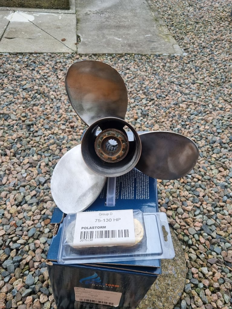 Honda outboard prop