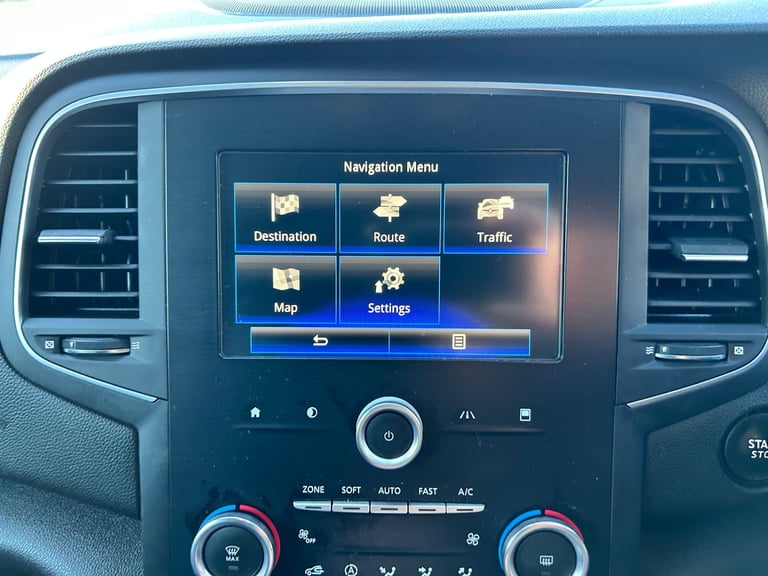 2017 Renault Megane 1.5 dCi Dynamique Nav 5dr ESTATE Diesel Manual