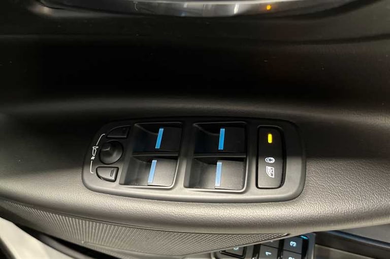 2018 Jaguar XE 2.0 [250] Portfolio 4dr Auto AWD SALOON PETROL Automatic